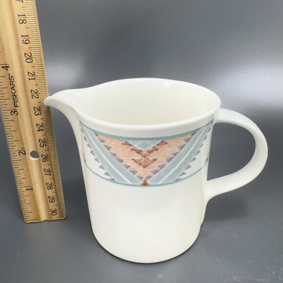 Mikasa Intaglio Santa Fe Ceramic Small Pitcher Creamer Stoneware Malaysia VTG - Picture 2 of 10